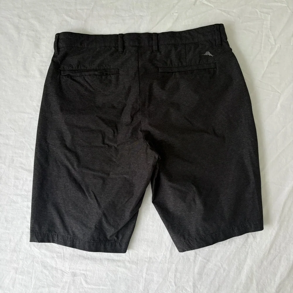 Tommy Bahama Mens Black Flat Front Relaxed Fit Comfort Chino‎ Shorts Size 33